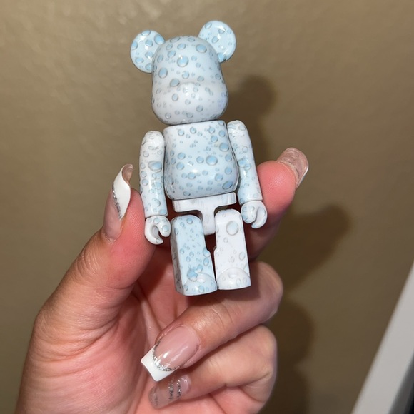 Medicom Bearbrick Series 42 Pattern - Water Drops - Picture 2 of 2